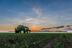 John Deere 4045 Sprayer 2