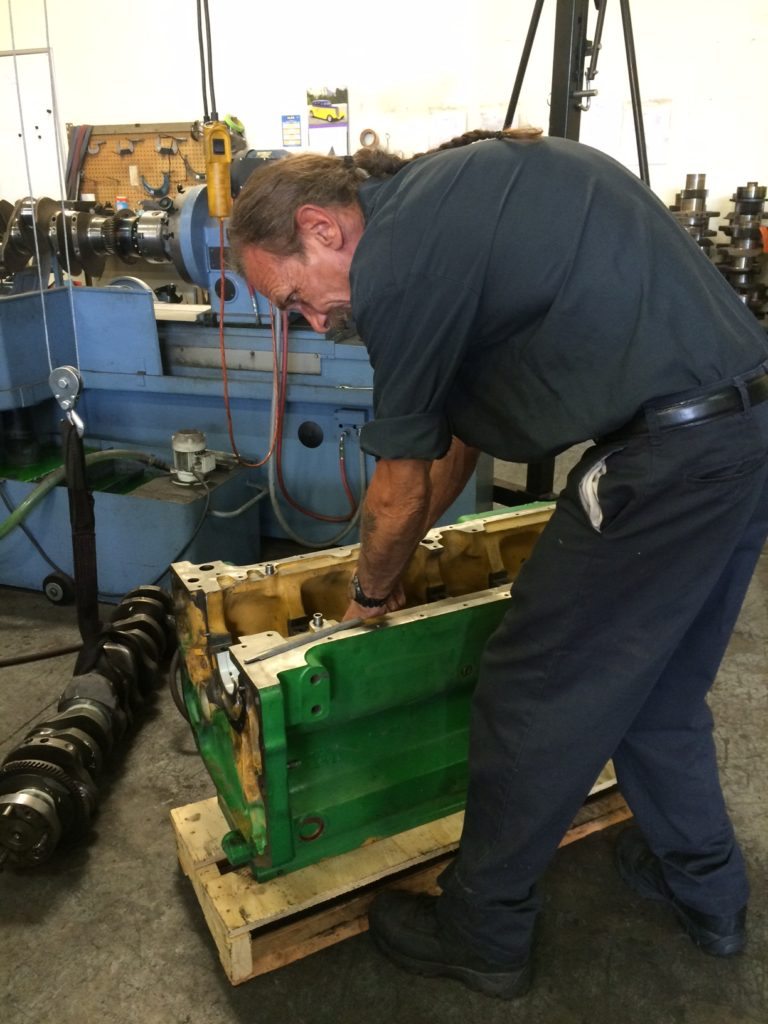 John Deere 4045 Engine